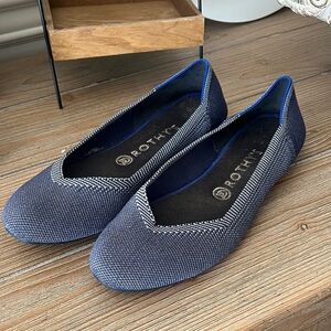 Rothy's Navy & White Knit Pointed-Edge Flats